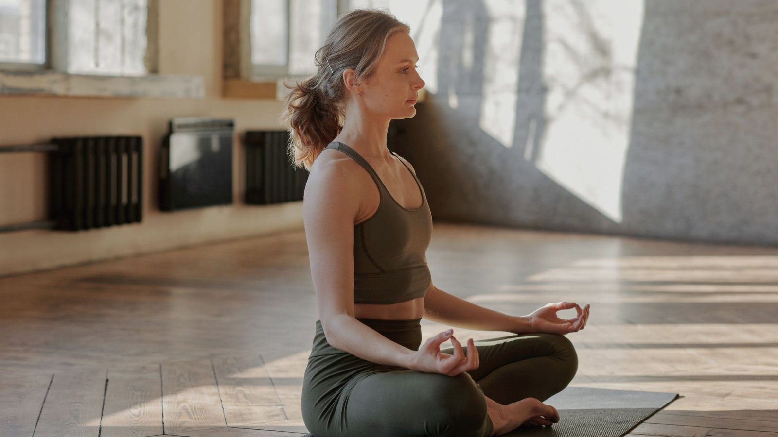 Exploring the Benefits of Meditation: Cultivating Inner Peace and Wellness