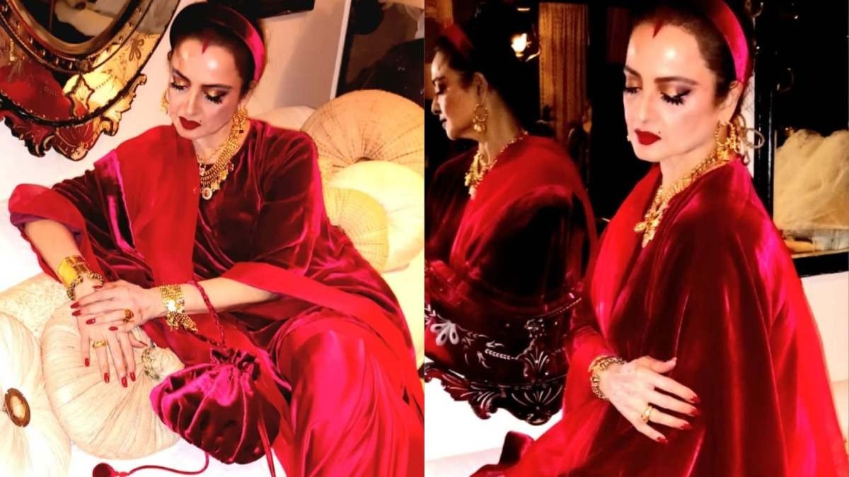 Rekha Pairs A Manish Malhotra Saree